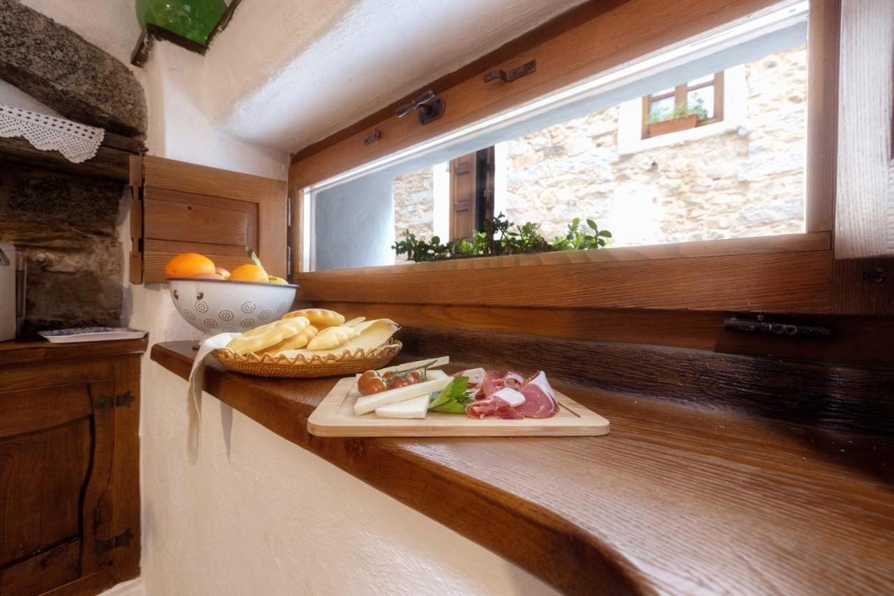 Casa Masini Bed & Breakfast Fonni Ngoại thất bức ảnh